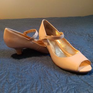Girls dress shoes